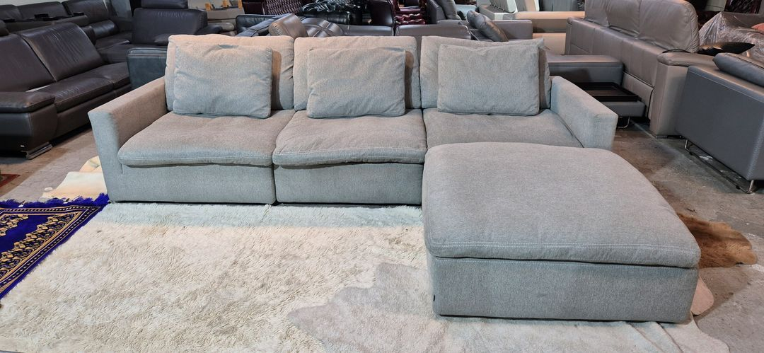 까사미아 캄포 슬림4인소파+스툴(전체커버드라이세탁완료)--1