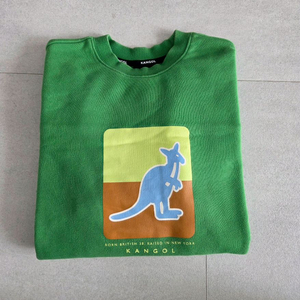 캉골키즈 맨투맨 145사이즈.