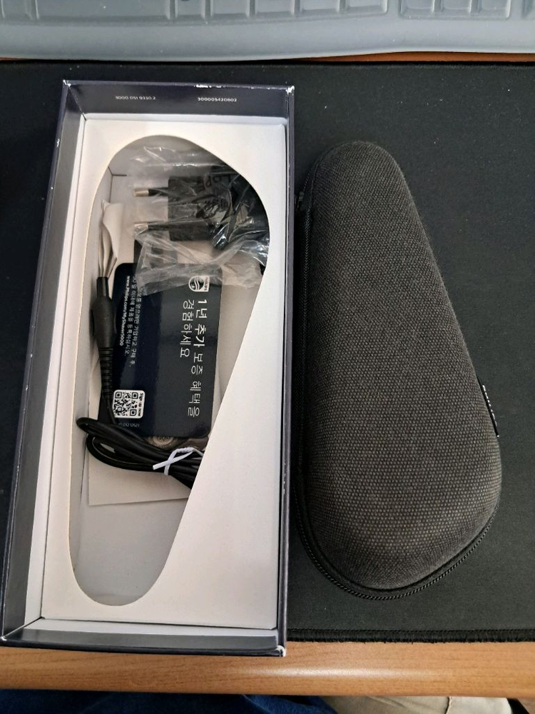 필립스 전기면도기 5000시리즈--2