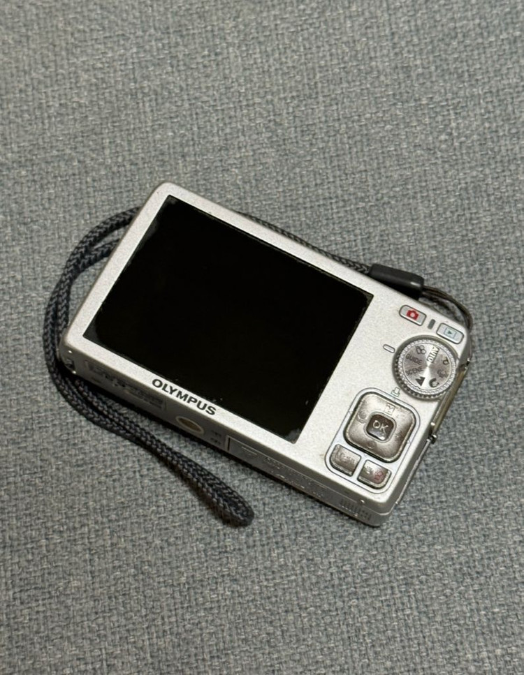 (특가) 올림푸스 FE-290 실버 디지털카메라--1