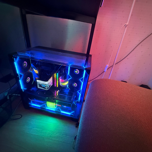 5090어로스마스터 조립pc 판매합니다