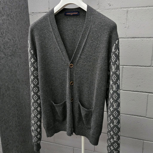 루이비통 LV 모노그램 캐시미어 가디건 M