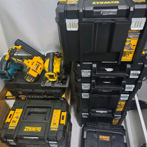 디월트 풀세트 직쏘 컷쏘 그라인더 멀티커터 스킬 월커터 임팩 해머 드릴 실타카 대타카 충전기 배터리 플랜지쏘