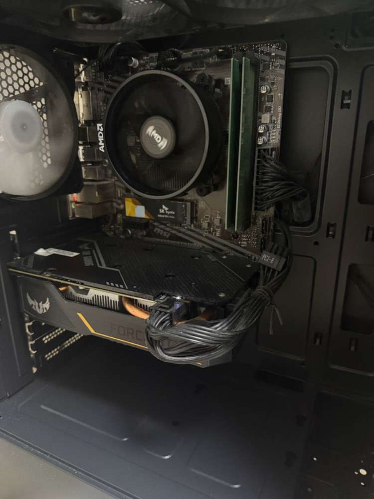 Ryzen 5 5600 GTX 1660 SUPER 게이밍 데스크탑 PC 판매해요 이미지