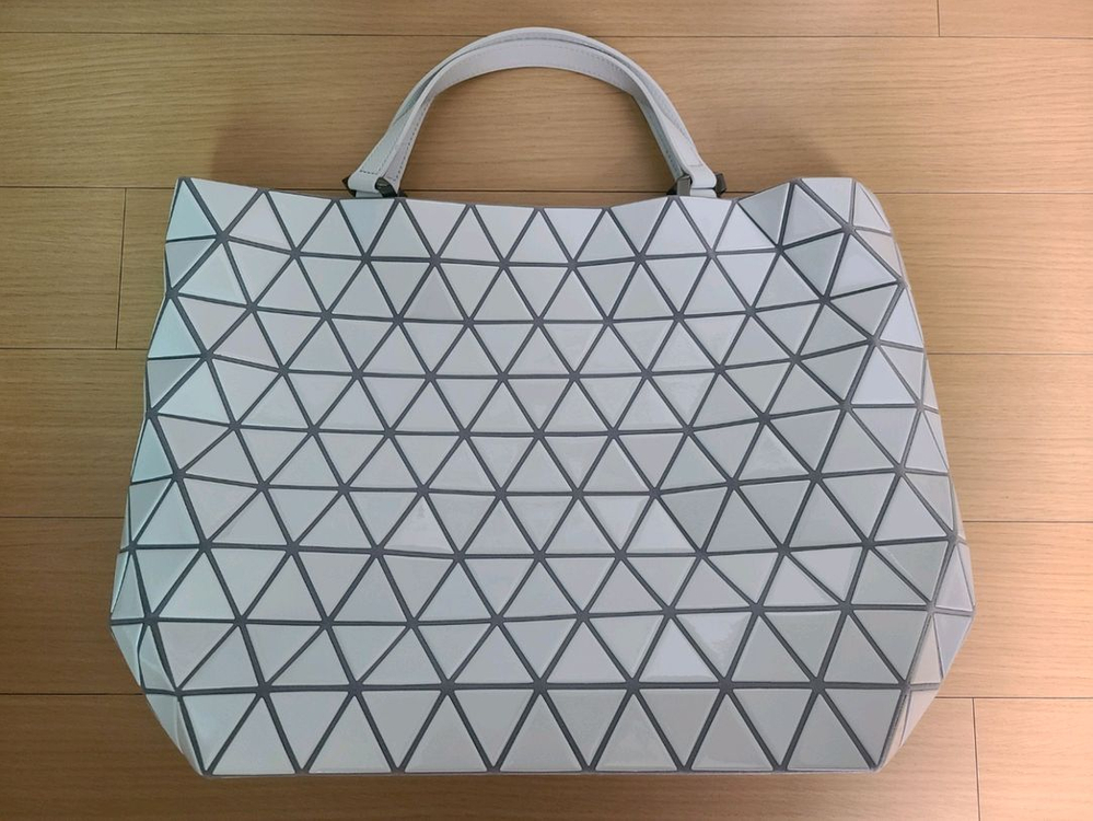 [백화점판/풀세트] 바오바오 프리미엄 라인 라지 토트백 (처짐 없는 모델) 이미지