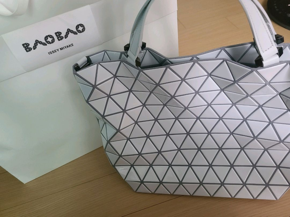 [백화점판/풀세트] 바오바오 프리미엄 라인 라지 토트백 (처짐 없는 모델) 이미지