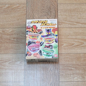 가면라이더 가브 DX 라이더 고치조 스페셜 세트