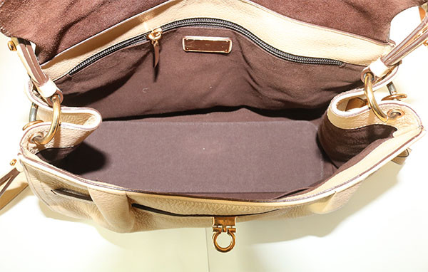 정품 페라가모 숄더백--2