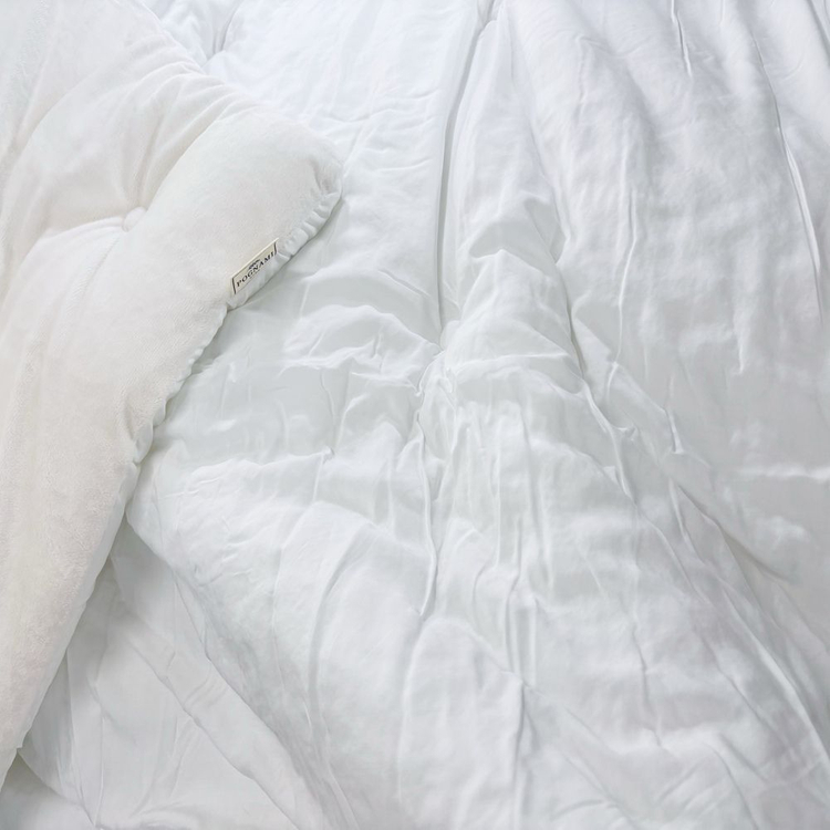 화이트,민트 슈퍼싱글 국내산 모달 극세사 차렵이불--2