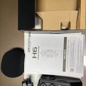 ZOOM H6 핸디레코더 판매합니다