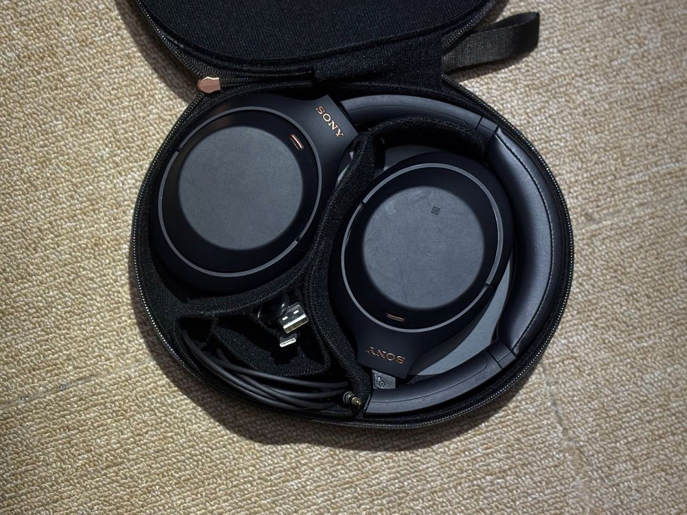 소니 WH-1000XM4 노이즈 캔슬링 헤드폰--0