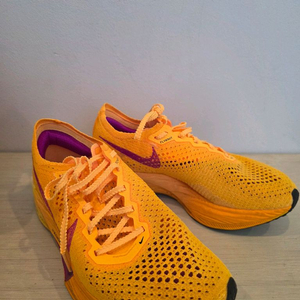 나이키 베이퍼플라이 넥스트 3 여성 235 mm 이미지