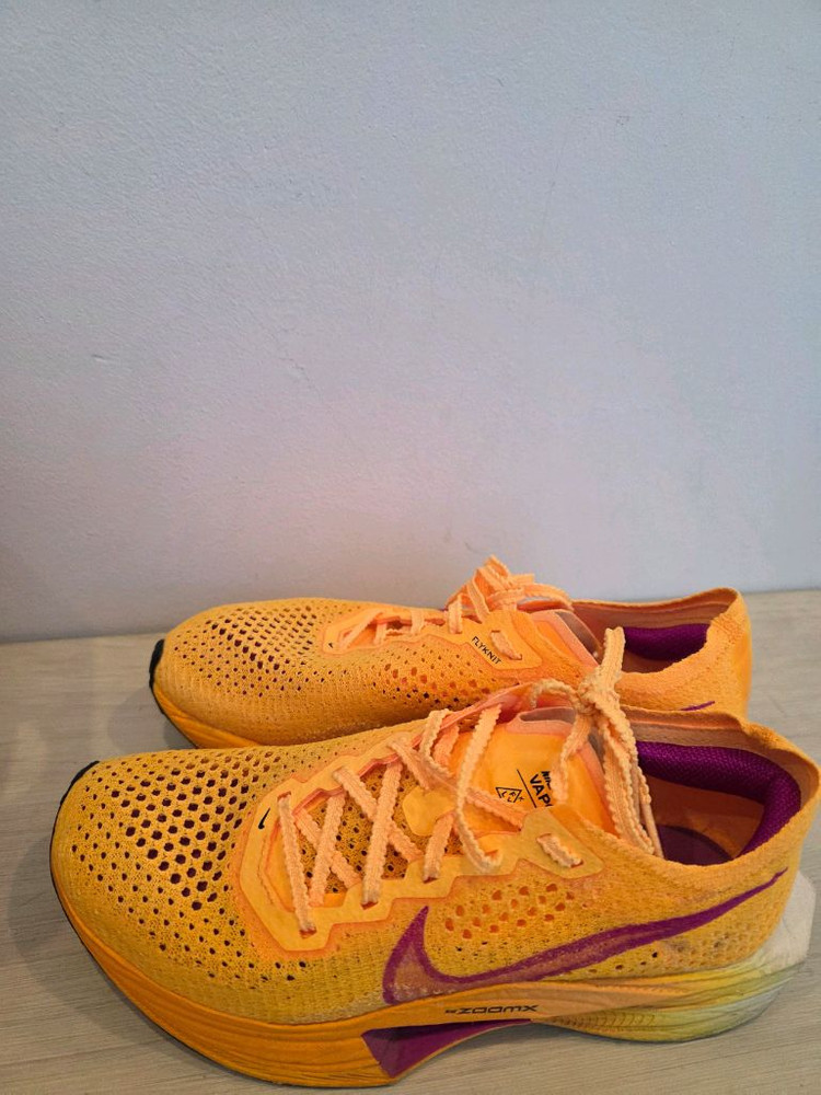 나이키 베이퍼플라이 넥스트 3 여성 235 mm 이미지