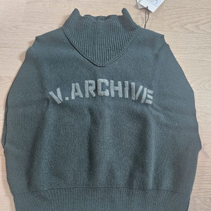 [voice of voices] 하이넥 니트 베스트 새상품