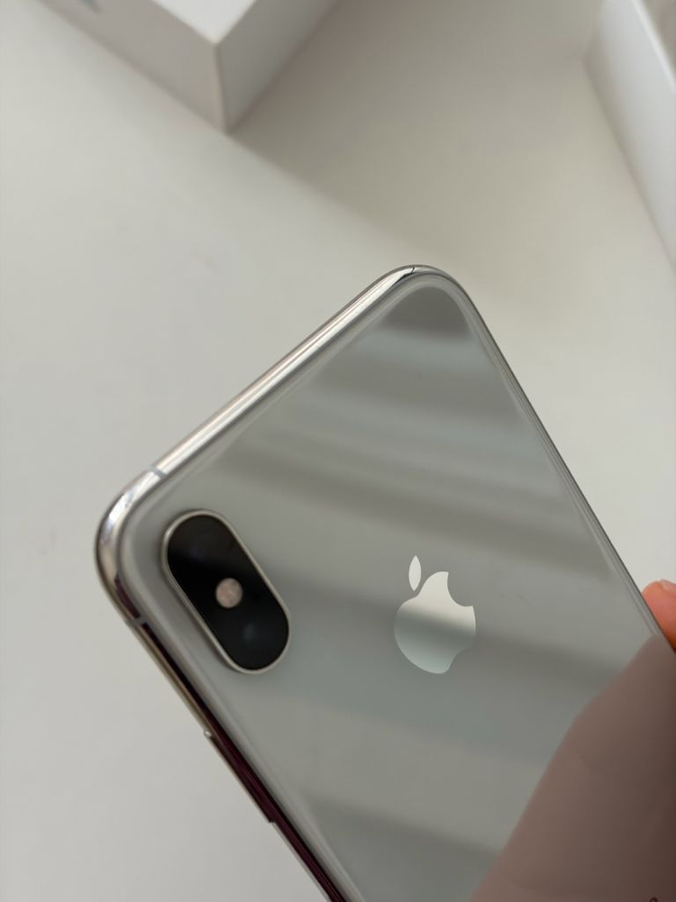 아이폰XS 실버 256GB 박스포함--4