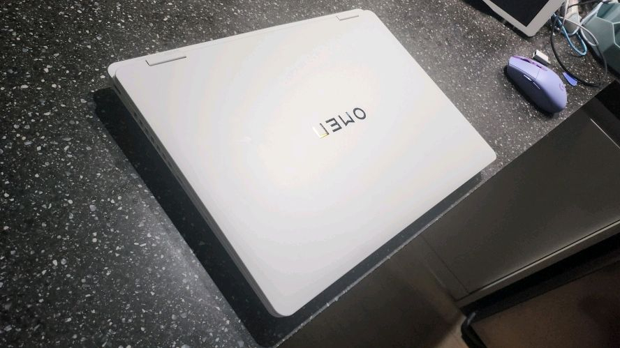 HP 최신 오멘 화이트 게이밍 노트북/RTX5060--3