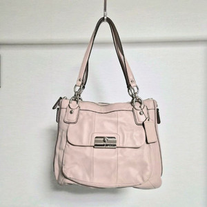 코치 가죽 숄더백 핑크