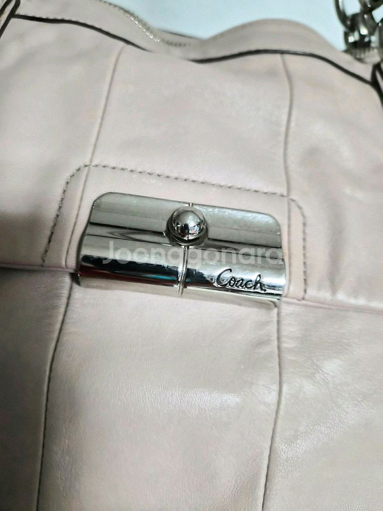 코치 가죽 숄더백 핑크--2