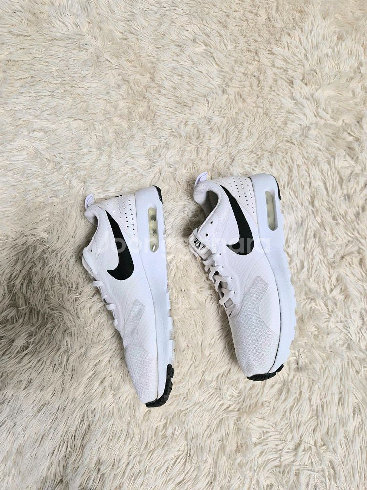 나이키 에어 맥스 엑시스 흰색 250mm--1