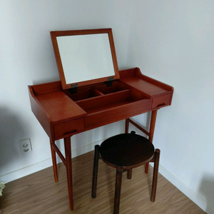 오투가구 스카겐 슬림 콘솔 화장대+매직볼트 스툴