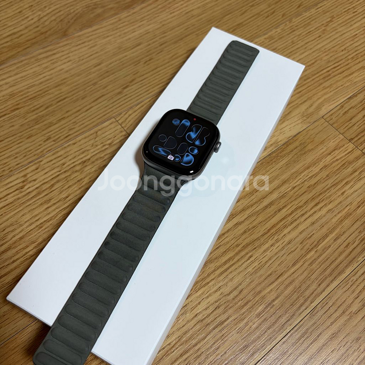 애플워치 11 46mm GPS 스페이스 그레이 판매합니다--1