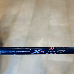 캘러웨이 우드 3번 R 샤프트만 팝니다.