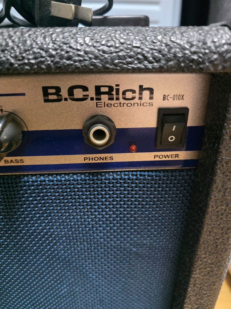 B.C.Rich 전자기타 앰프 택포 소장가치!--1