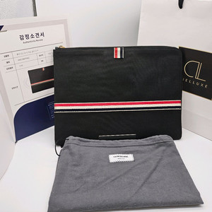 정품 톰브라운 패브릭 클러치백