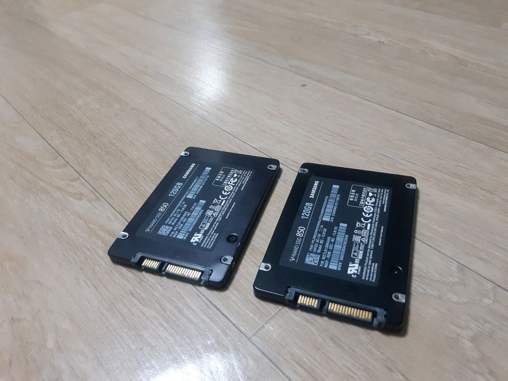 유튜브영상 mp3 무제한 다운로드 프로그램 탑재 SSD 120 GB 2개 세트 이미지