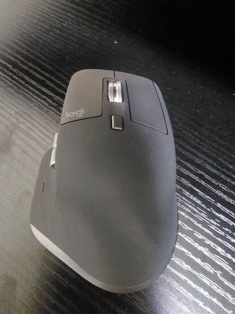 2018 맥북프로 15인치 이미지