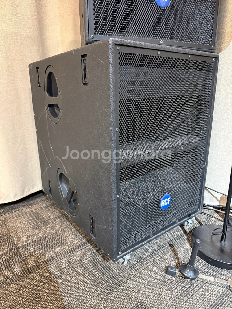 RCF 4 PRO 7001-A 스피커(1조) 중고 판매합니다--2