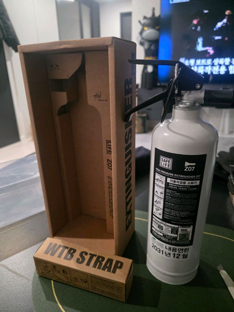 차량용소화기 Z07 가정용 자동차겸용 ABC분말소화기 거치스트랩포함--1