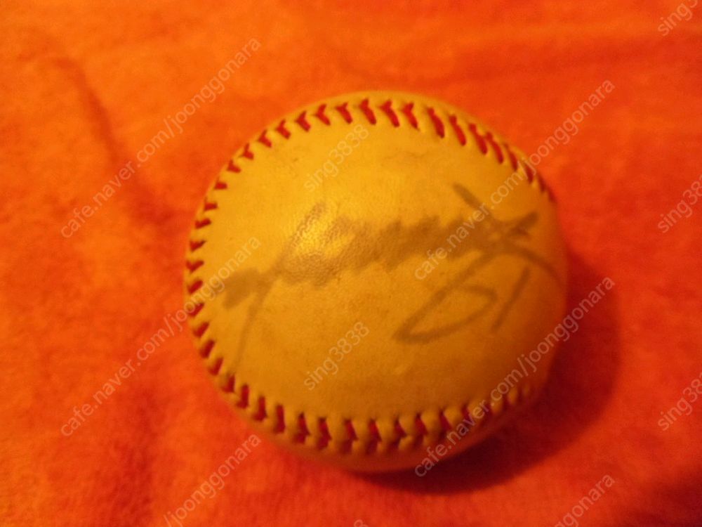 MBC청룡,삼성라이온즈 친필 싸인볼 팝니다.--1