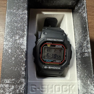 지샥 dw-5600rl-1dr 스퀘어 빨테