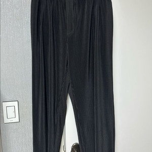 타임옴므 플리츠 블랙 바지