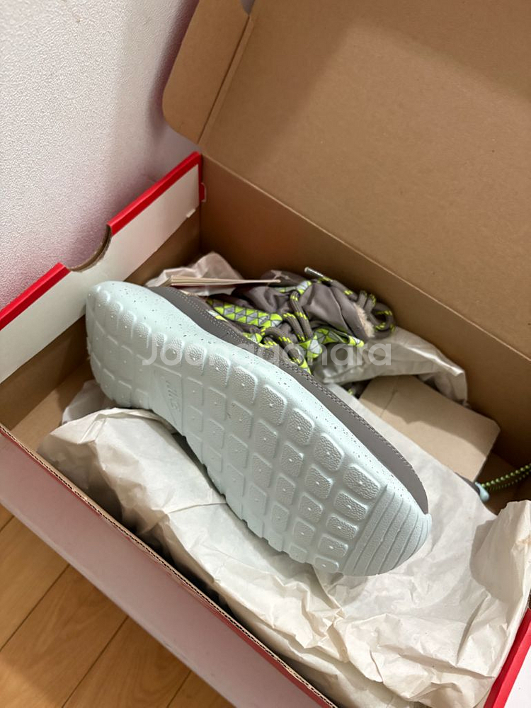 [나이키] 방한화 / 240 / 새 상품--1