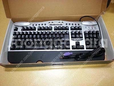 컴퓨터키보드 usb스피커 usb c-media사운드카드 헤드셋 꽂는단자--1