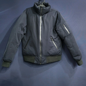 리바이스 다운패딩 항공점퍼형