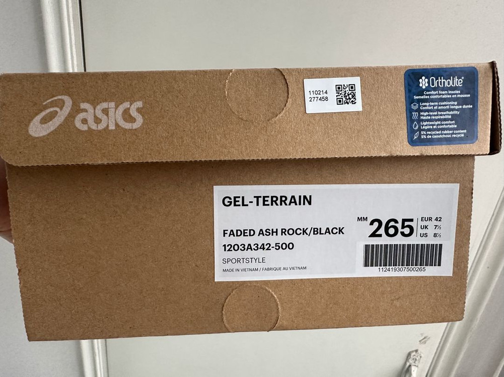 아식스 젤터레인 페이디드 애쉬 락 블랙 265--3