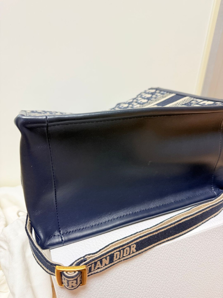 디올 북토트 스몰--2