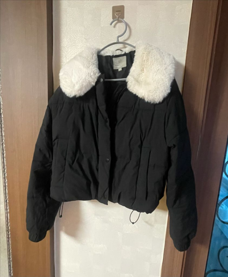 스파오 퍼 카라 크롭 패딩 점퍼--2