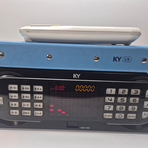 금영반주기 노래방기기 K70 신곡 26년 4월 악보표출 HDMI영상출력 팝니다. 이미지