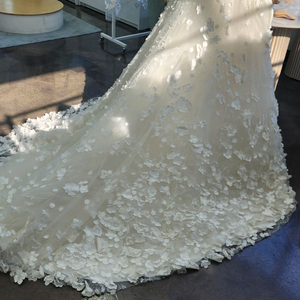 맑은비즈플라워 웨딩드레스