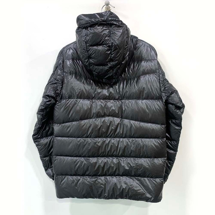 어반사이드 공용 올리브 그레이 에일러론 900 울트라라이트 거위털 구스다운 패딩재킷 (S) 이미지