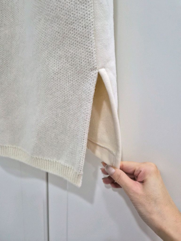 오즈세컨 니트 배색 후드원피스 팝니다.--7