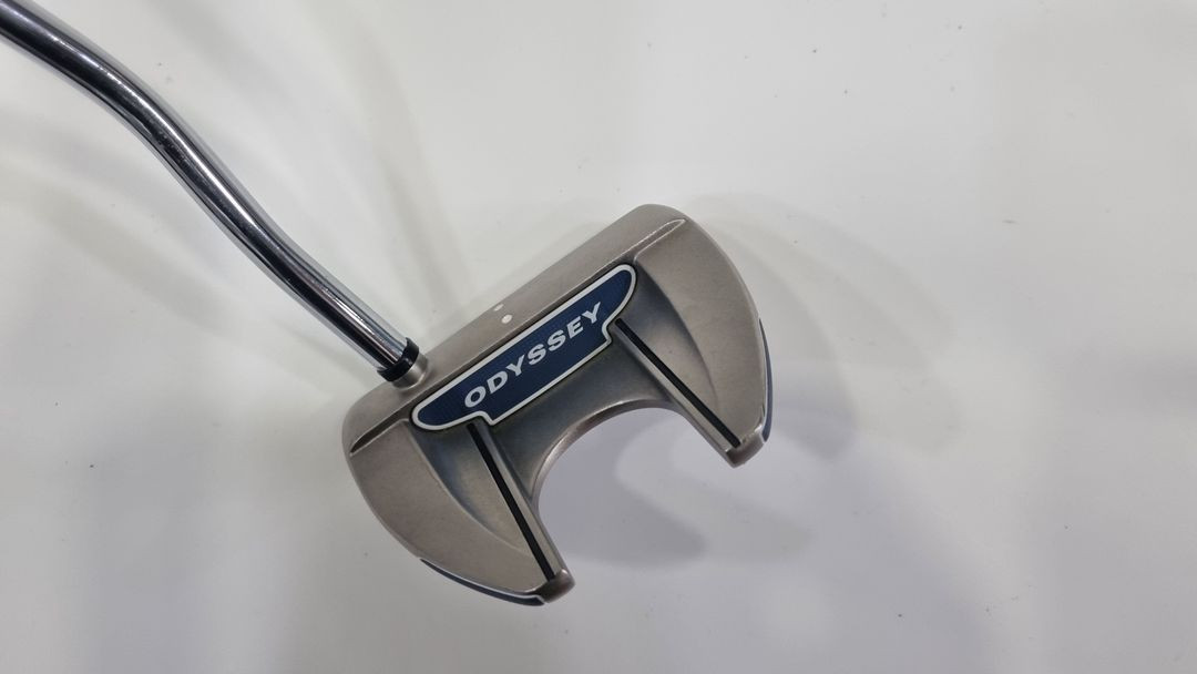 오딧세이 화이트핫 RX V-LINE FANG 퍼터 말렛형 33인치--3