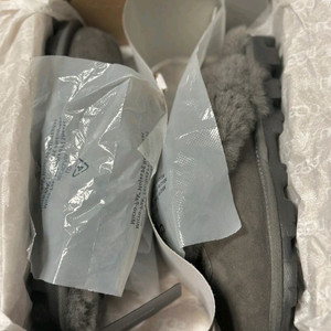 미국 어그 코케트 UGG 36 1회 착용