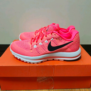 새상품)230-235 나이키 에어 줌보메로 운동화 런닝화 러닝화 아식스 젤카야노 에어맥스 아디다스 아디제로 뉴발란스