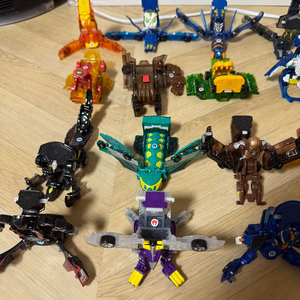 터닝메카드 20개 및 카드 30장