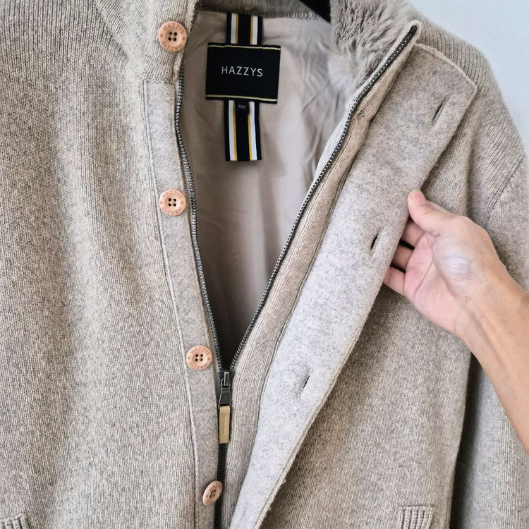 헤지스 남성 니트 가디건 100사이즈--3